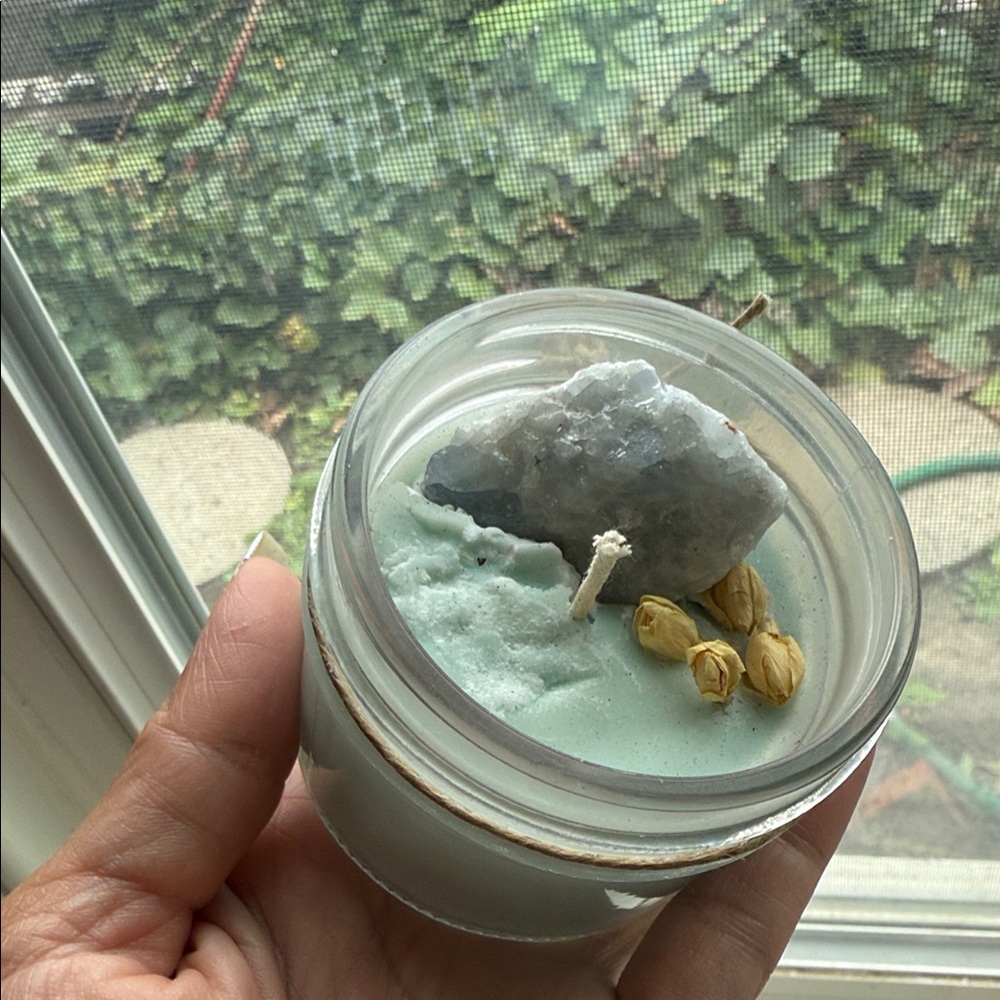 Mint Green Scented Candle with Celestine Crystal and Botanicals